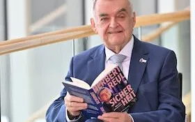 Thalia Düsseldorf (157105192) - Buchpräsentation und Vortrag zum Buch „Sicherheit“ von Herbert Reul