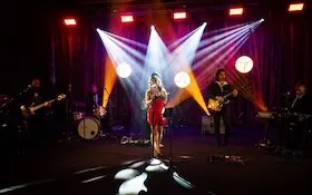 AMY WINEHOUSE by FRIENDS